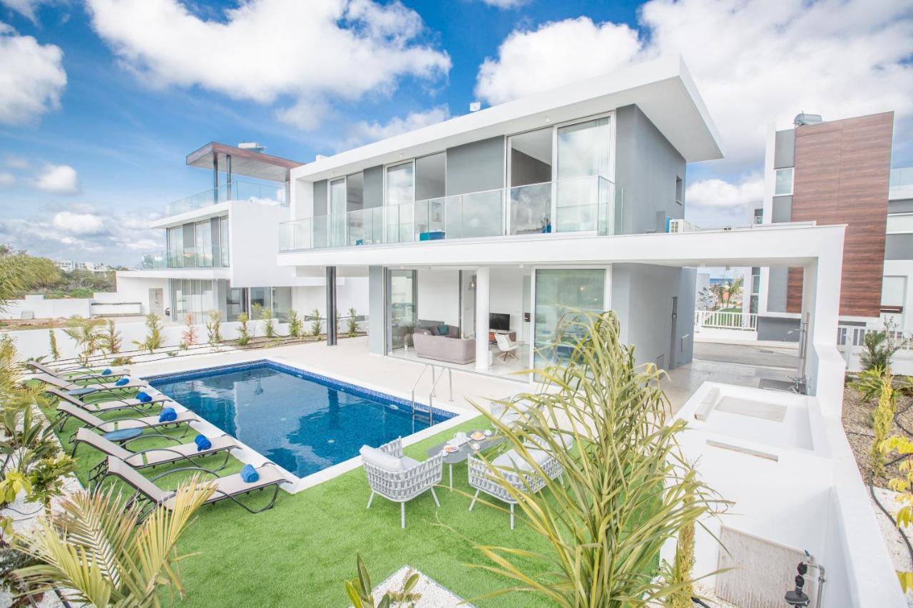 Olivine 3 Bedroom Villas โปรทาราส ภายนอก รูปภาพ
