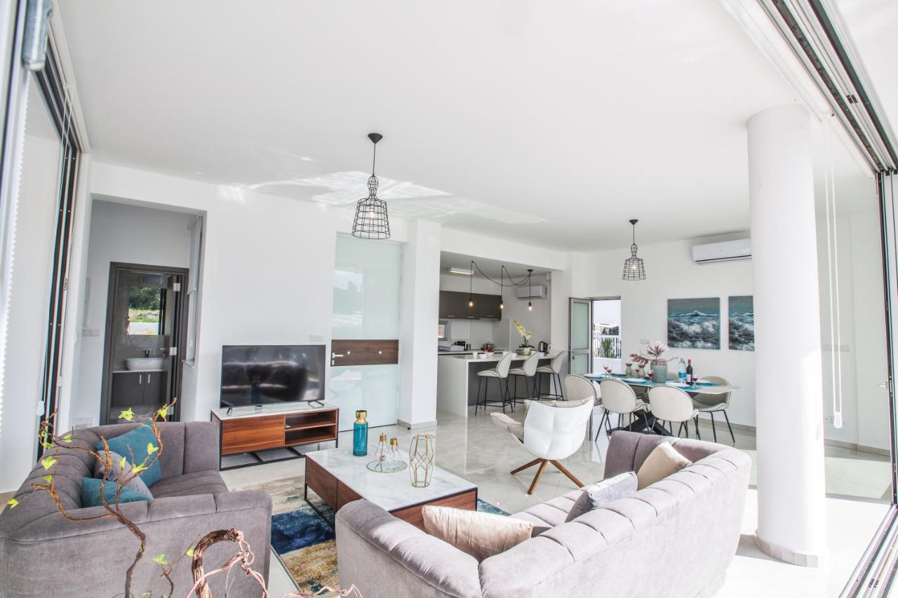 Olivine 3 Bedroom Villas โปรทาราส ภายนอก รูปภาพ